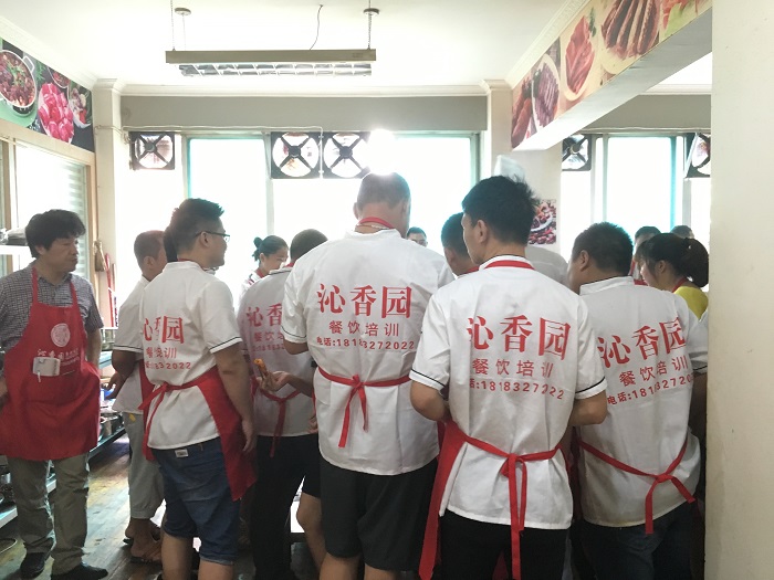 奶茶培訓(xùn)教學(xué)現(xiàn)場二