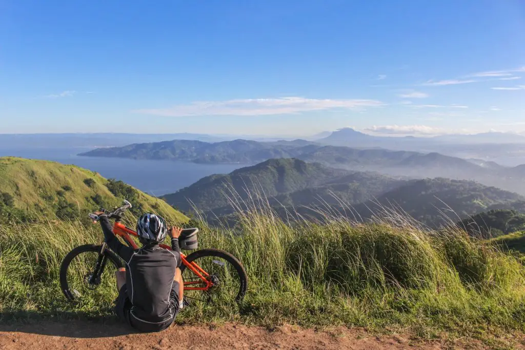 Top Cycling Trails in Peru